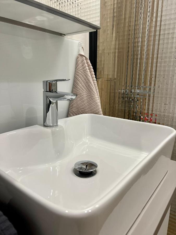 Apartament Harmony Tychy Bagian luar foto