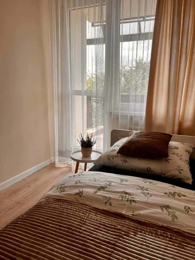Apartament Harmony Tychy Bagian luar foto