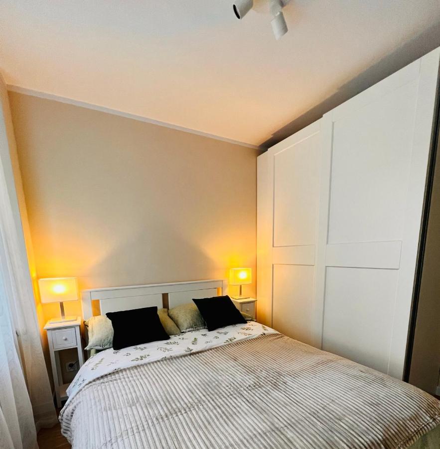 Apartament Harmony Tychy Bagian luar foto