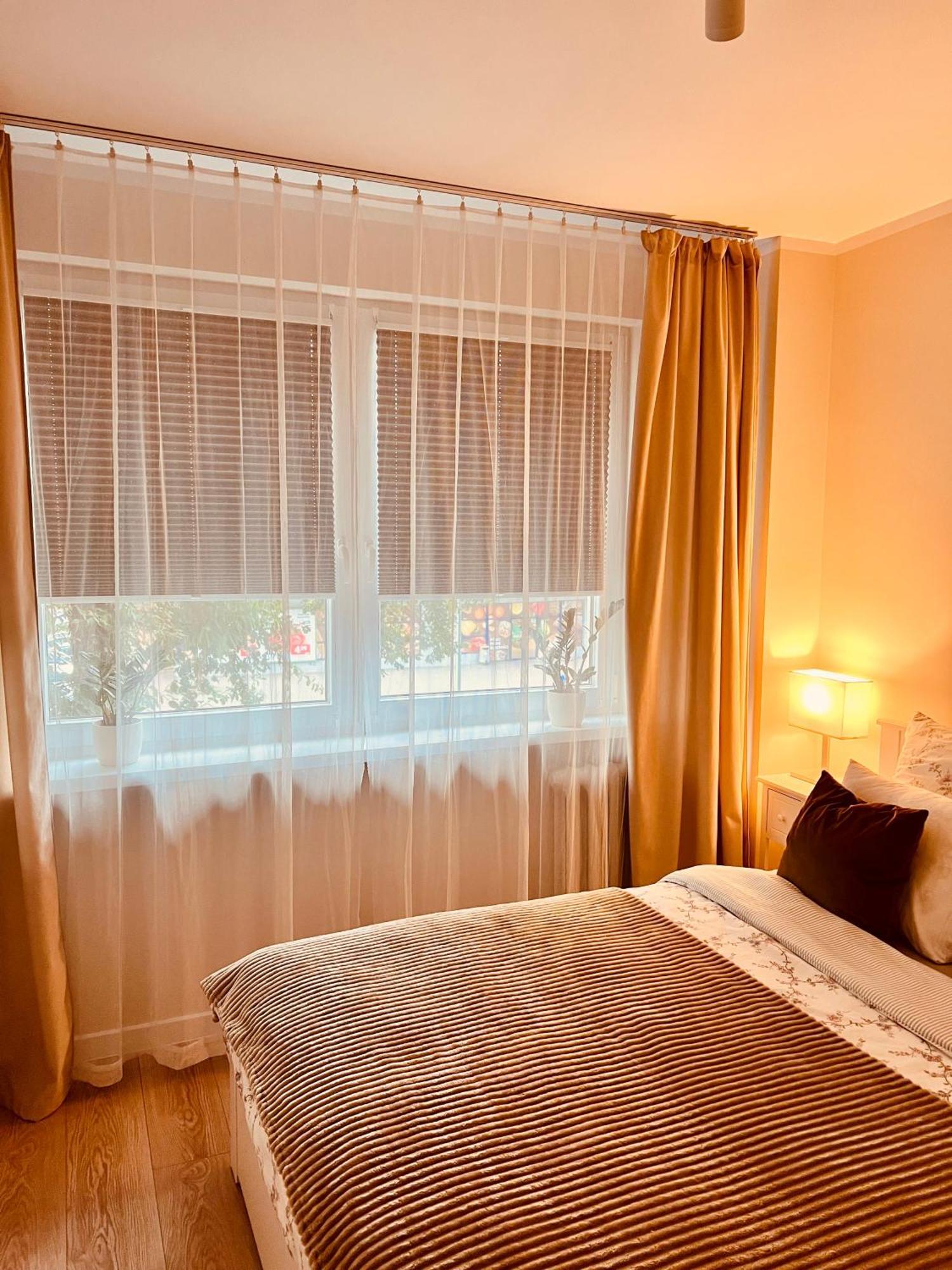 Apartament Harmony Tychy Bagian luar foto